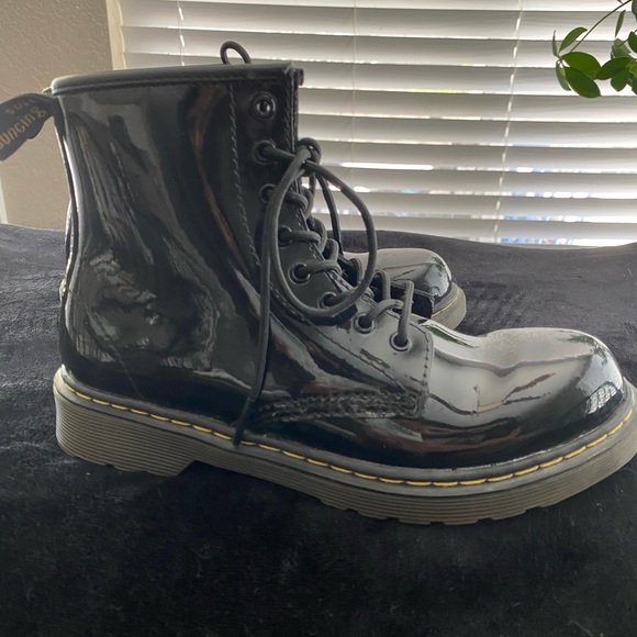 doc martens childrens sizes
